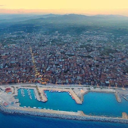 Climatizzato In Centro A 100M Dal Mare Vila Cirò Marina Exterior foto