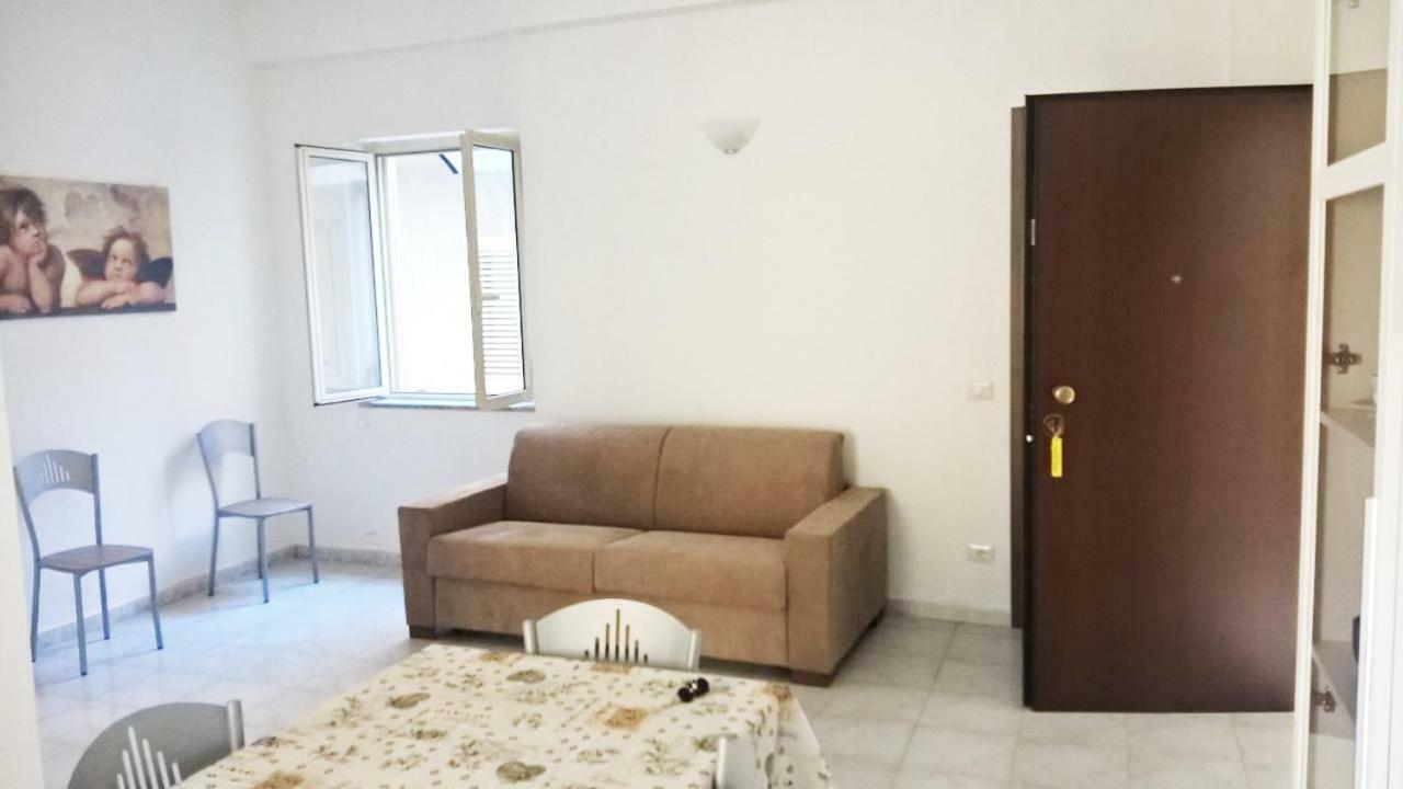 Climatizzato In Centro A 100M Dal Mare Vila Cirò Marina Exterior foto