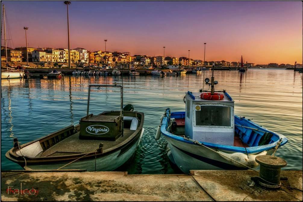 Climatizzato In Centro A 100M Dal Mare Vila Cirò Marina Exterior foto